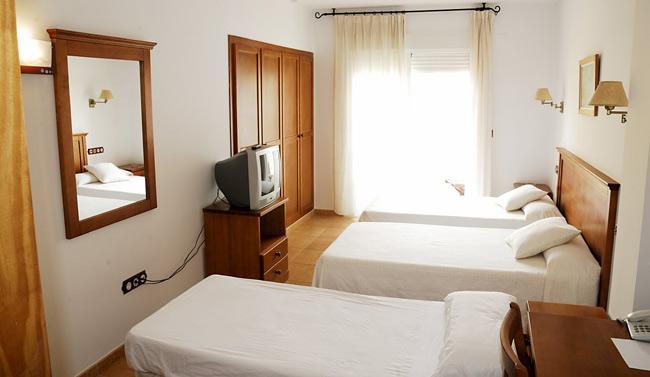Hotel Donde Caparros 2*